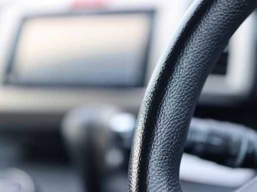 Causas de mimbreo o vibración en la dirección de tu coche ¿Cómo detectaras?